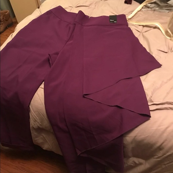 Dramatic Back Zip Pants - Picture 3 of 4